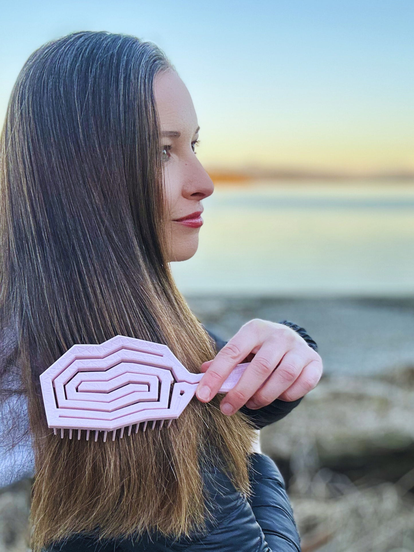 ArcticGlow™ Scalp Therapy Brush