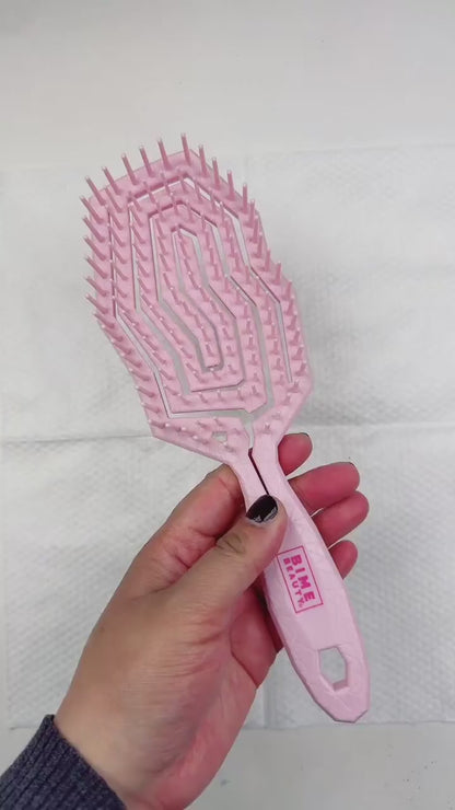 ArcticGlow™ Scalp Therapy Brush